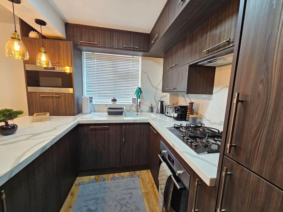 Comfortable Two Bedroom Flat Brighton Exterior photo